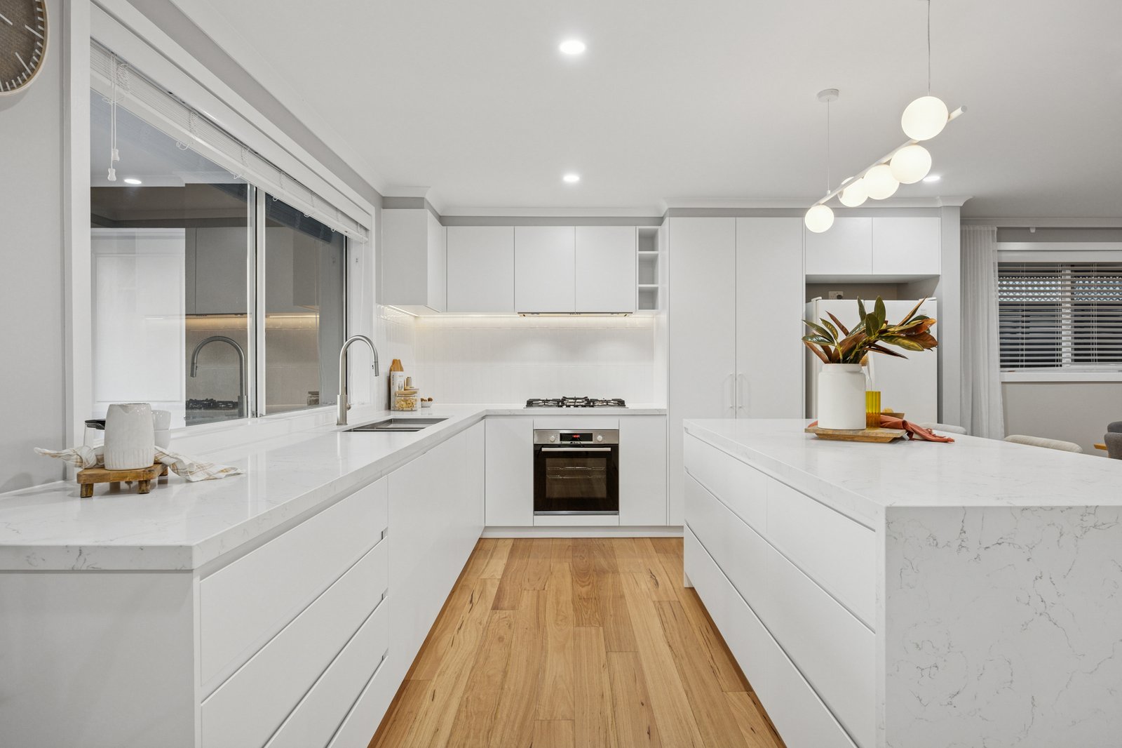 Gallery: 2 Balcombe Place