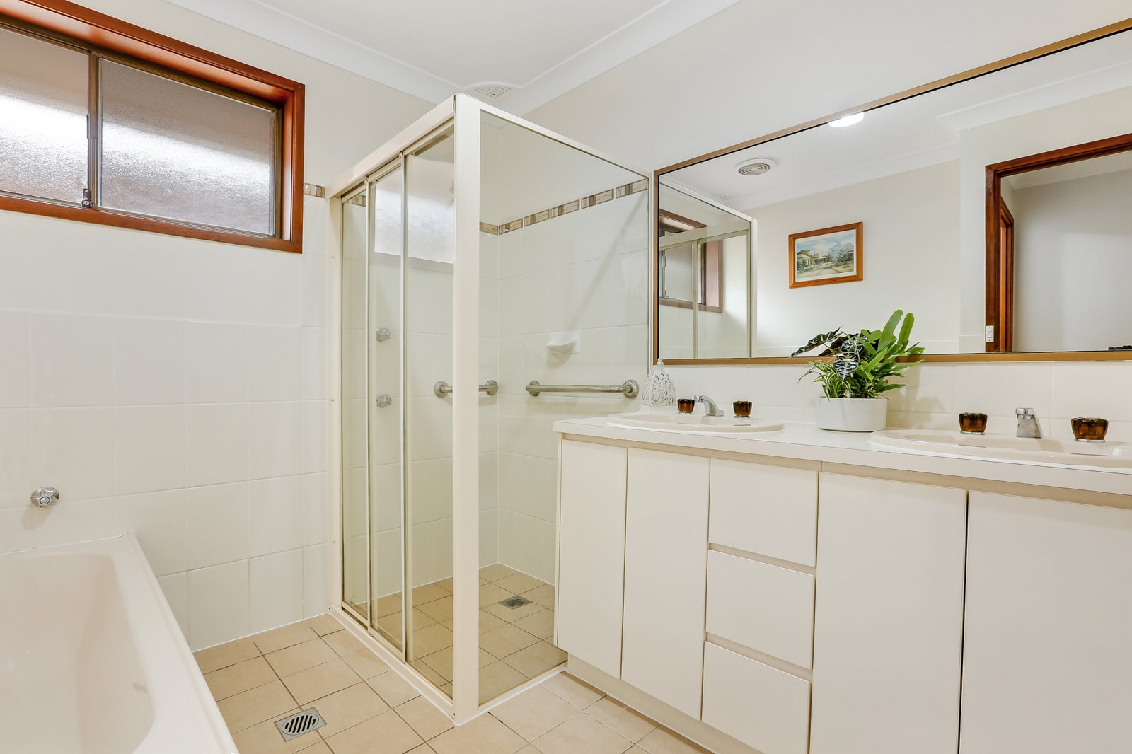 2 Ballantine Place HORSLEY 5