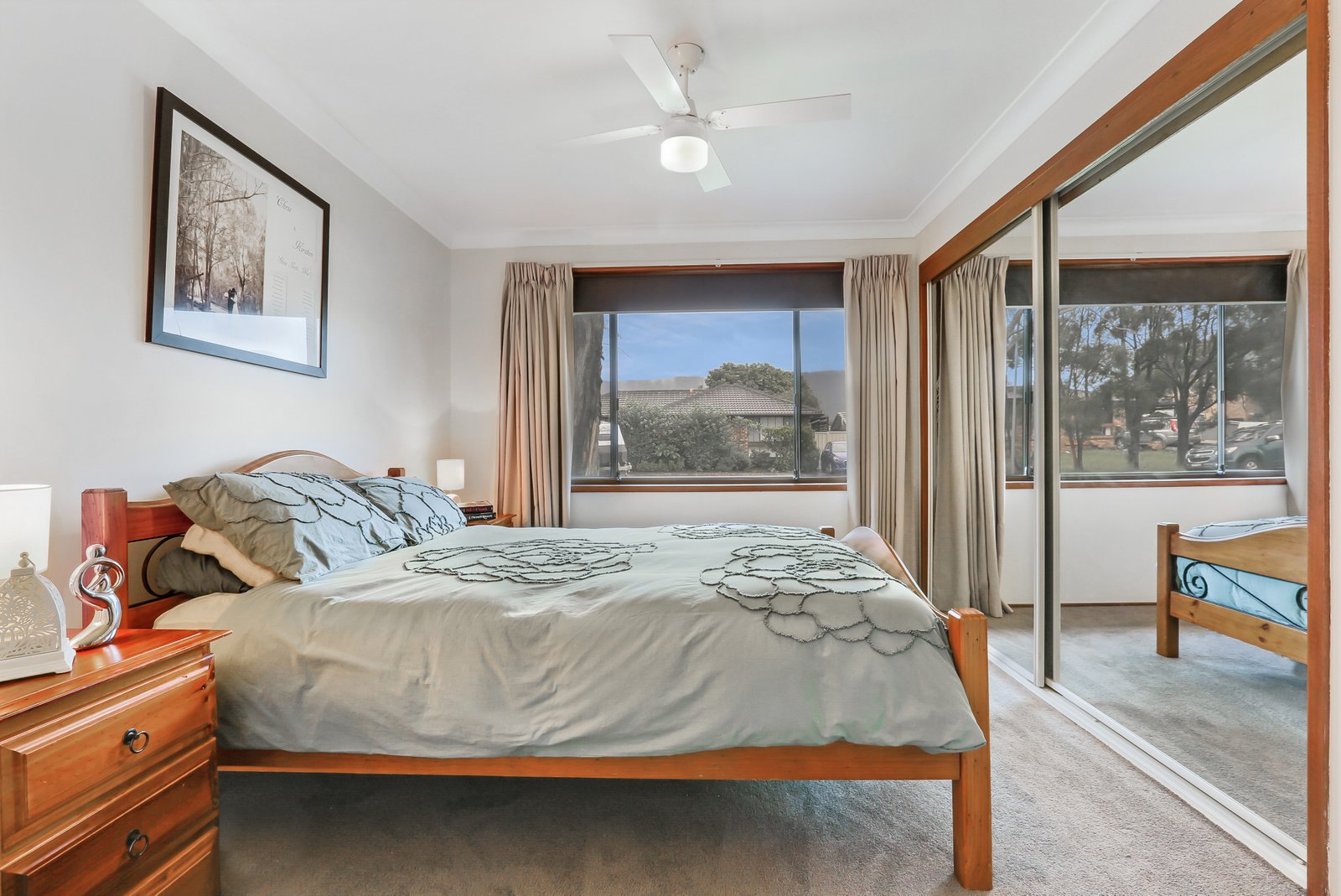 2 Ballantine Place HORSLEY 6
