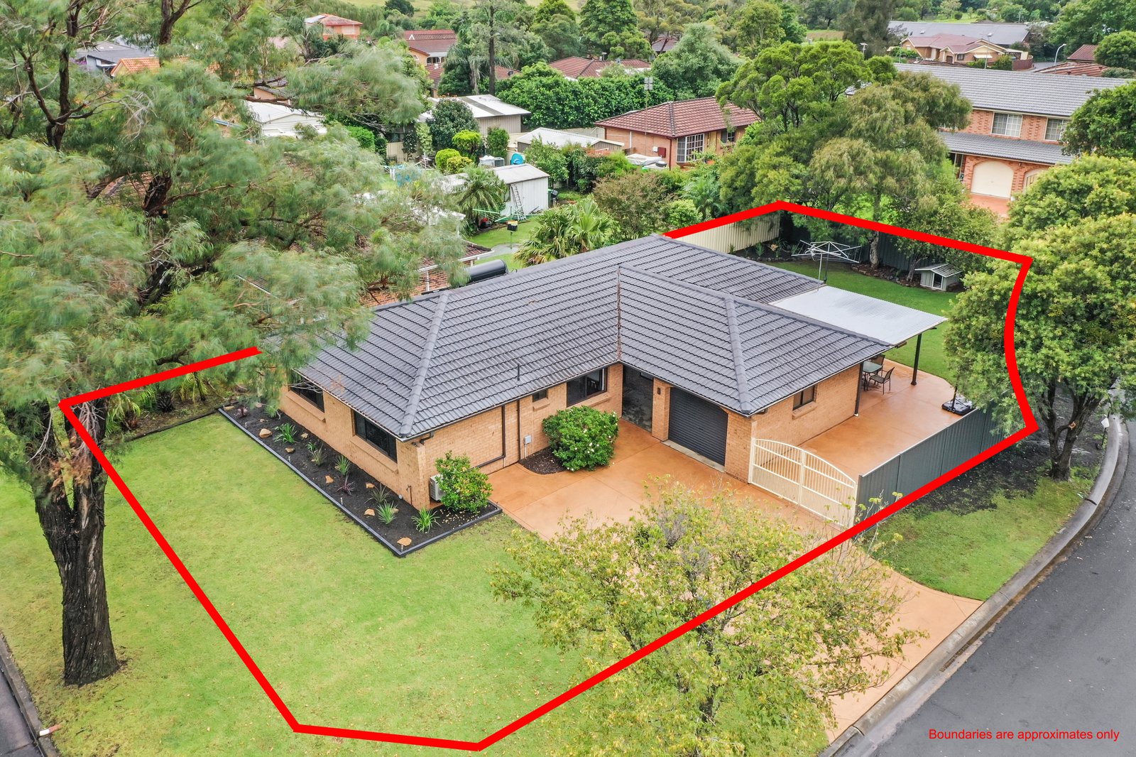 2 Ballantine Place HORSLEY 9