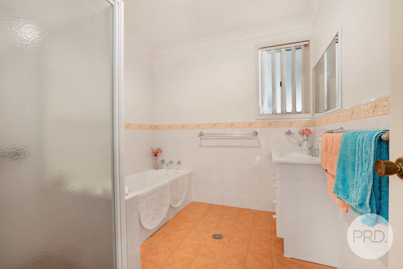 2 Banksia Close KOOTINGAL 13