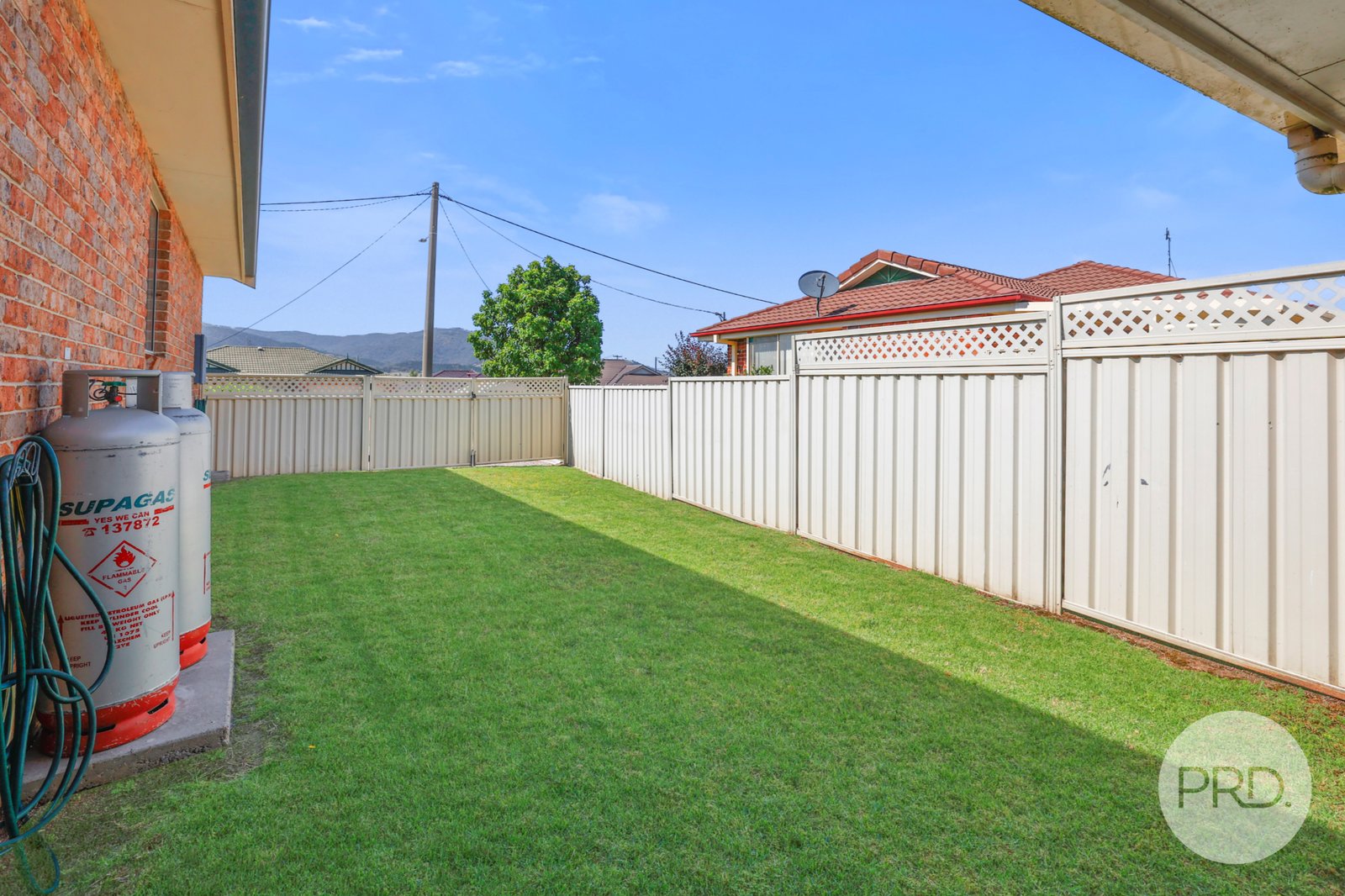 2 Banksia Close KOOTINGAL 15