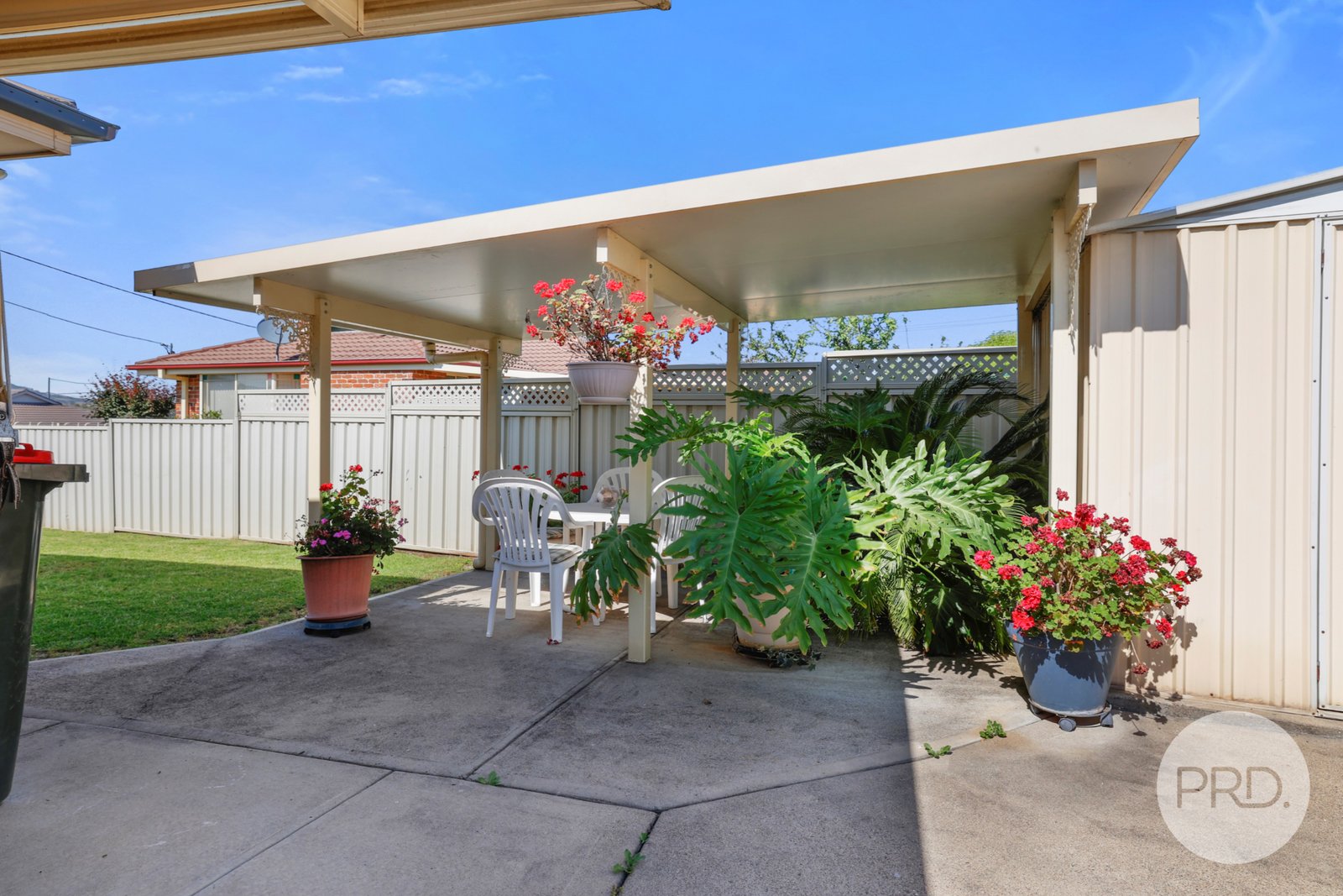 2 Banksia Close KOOTINGAL 18