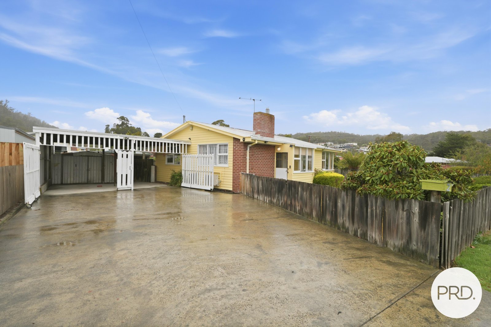 2 Banksia Road RISDON VALE 1