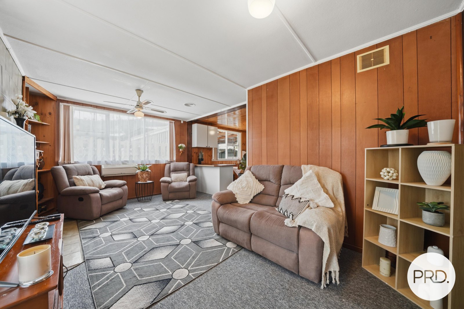 2 Banksia Road RISDON VALE 2