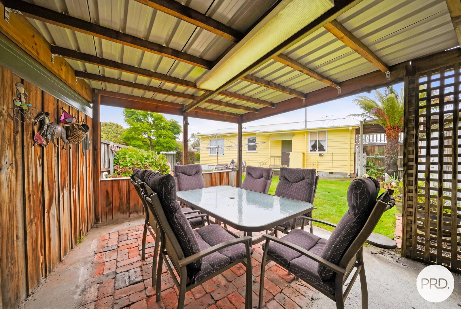 2 Banksia Road RISDON VALE 9
