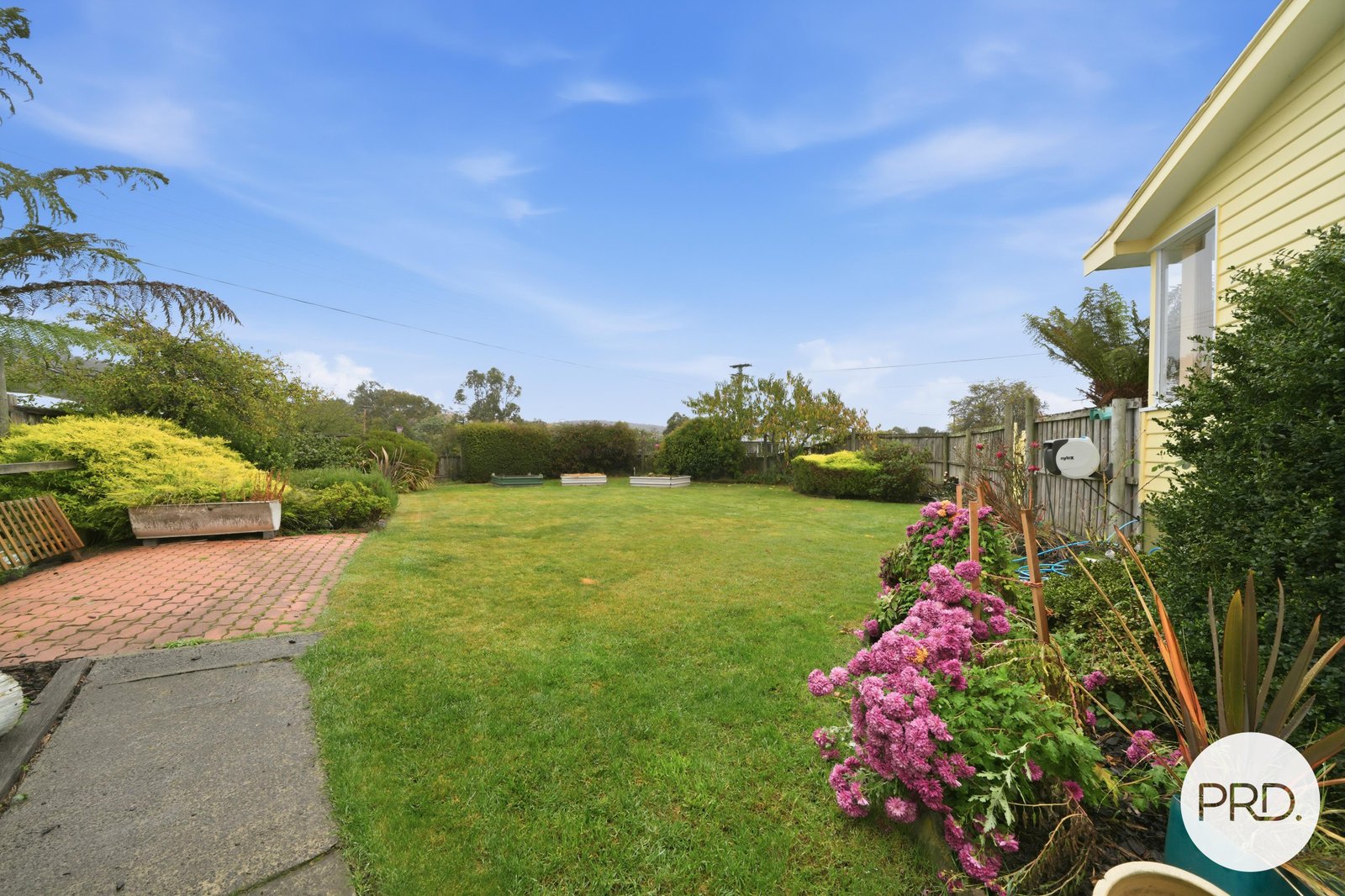 2 Banksia Road RISDON VALE 11