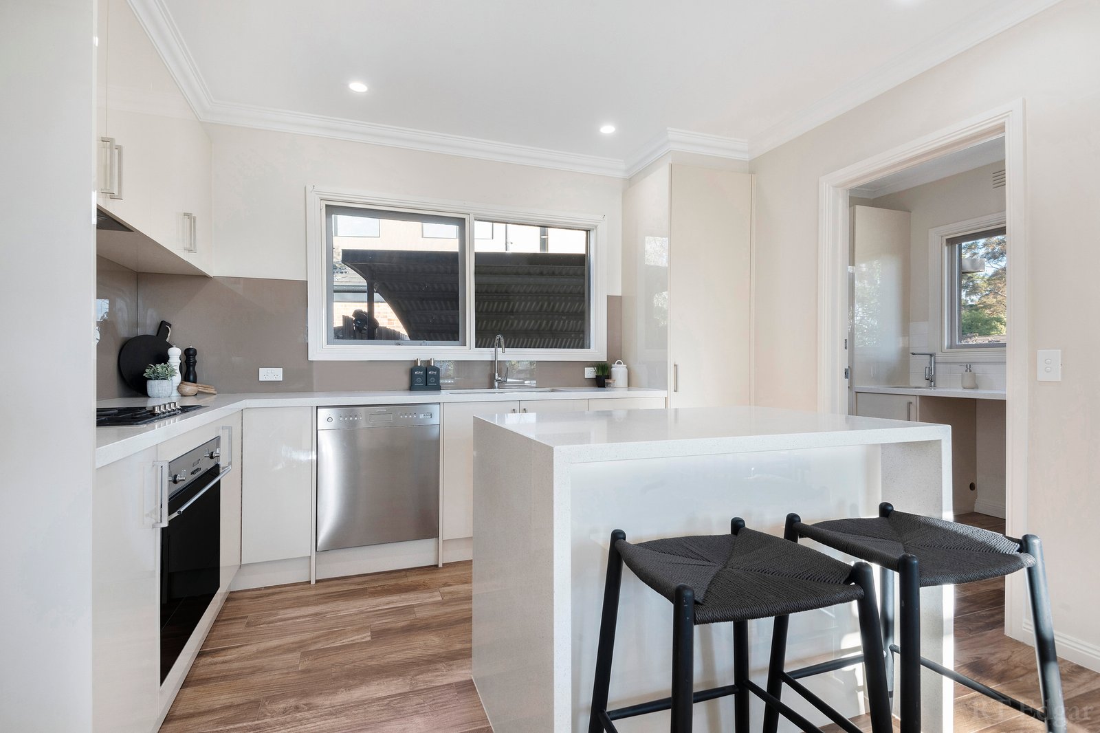 Real Estate and Property in 2 Banool Quadrant, Doncaster East, VIC