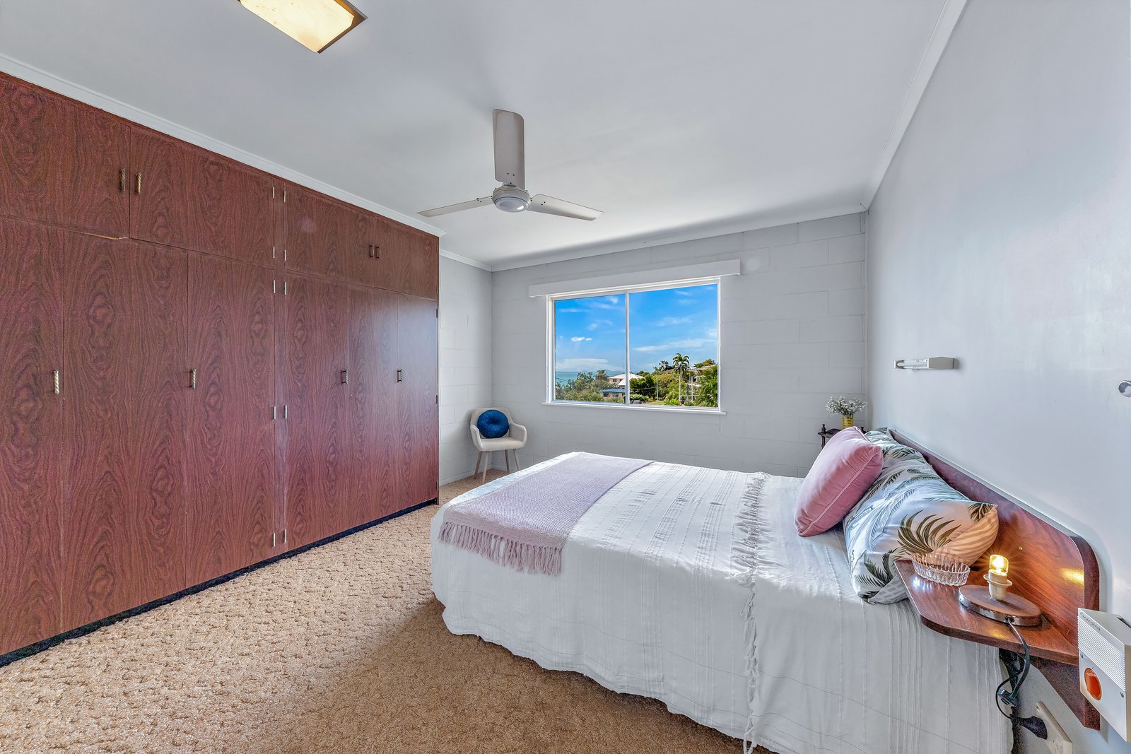 2 Begley Street AIRLIE BEACH 11