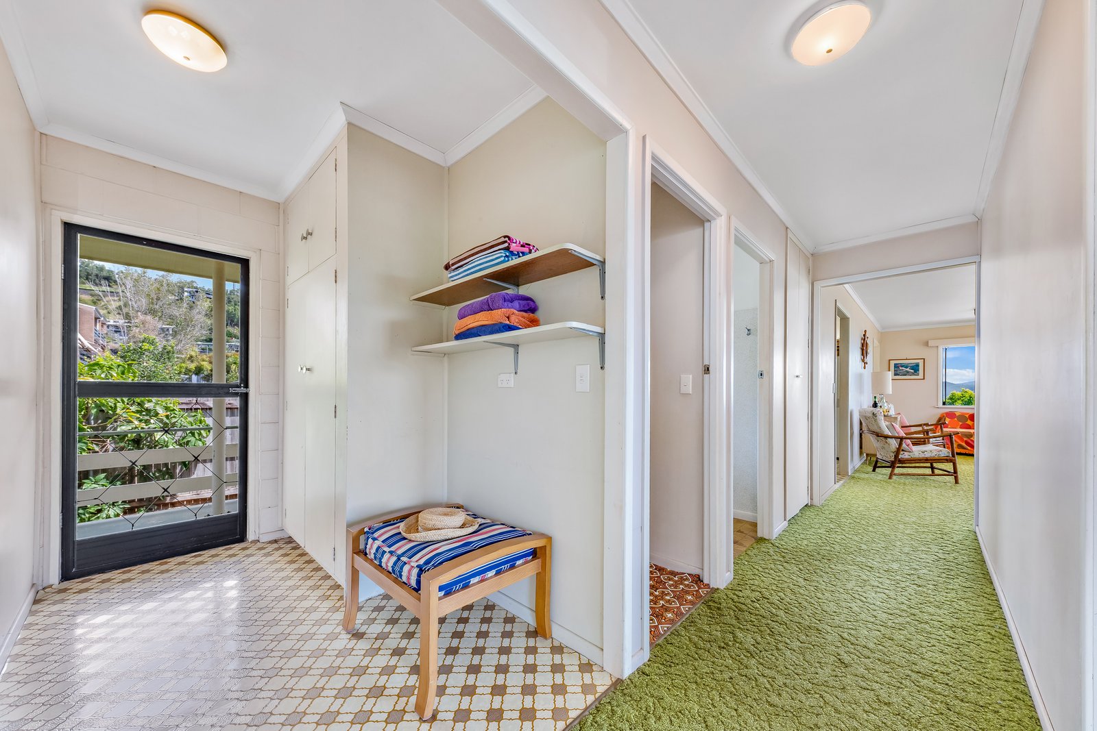 2 Begley Street AIRLIE BEACH 13