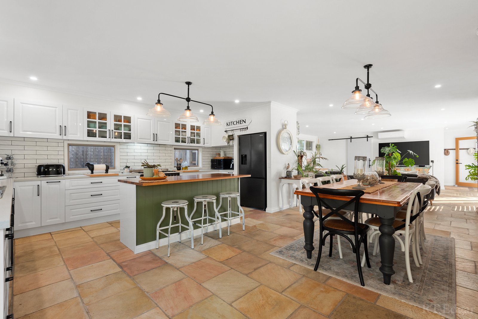 Real Estate and Property in 2 Belvedere Terrace, Ocean Grove, VIC