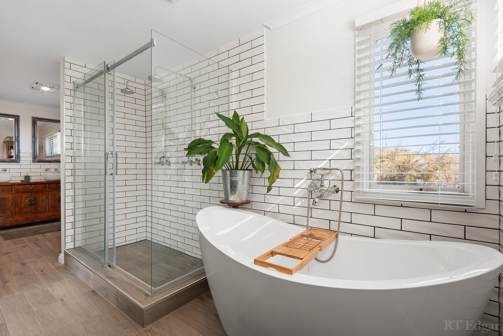 Real Estate and Property in 2 Belvedere Terrace, Ocean Grove, VIC
