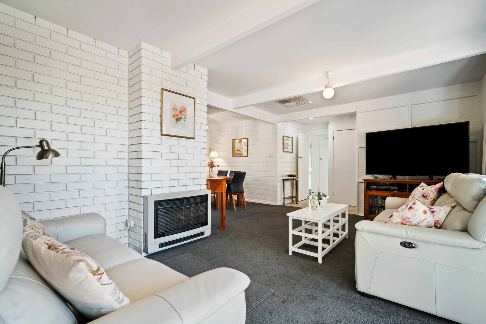 Gallery: 2 Benson Close