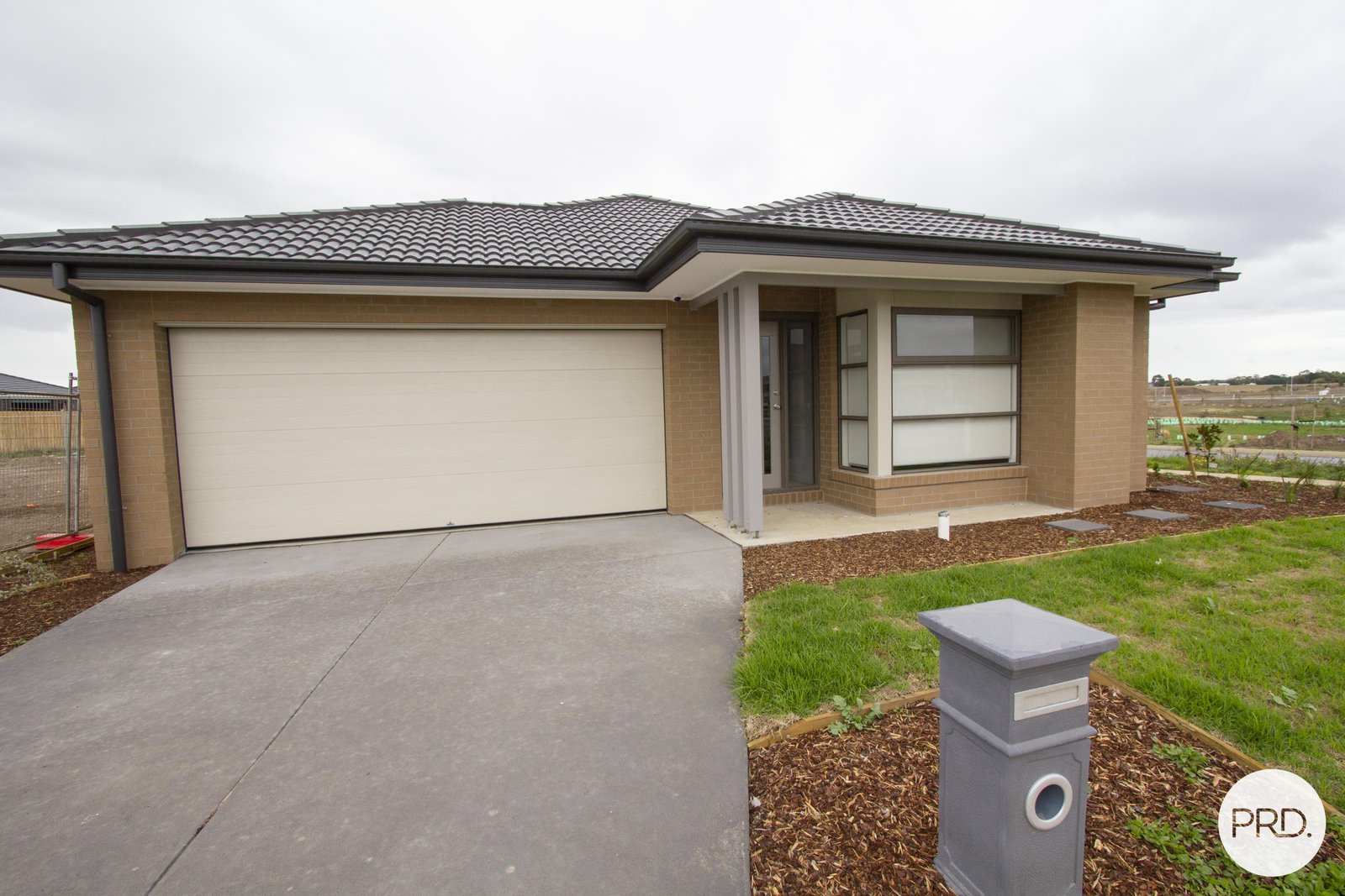 2 Berrigan Drive BONSHAW 21