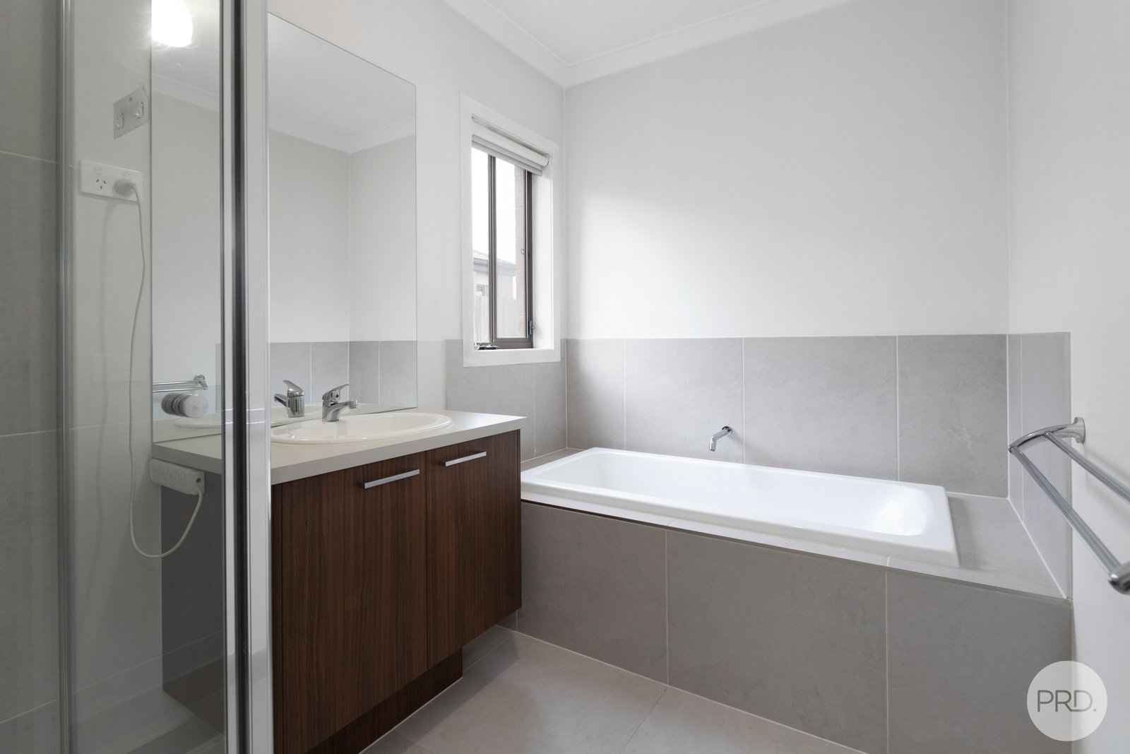 2 Berrigan Drive BONSHAW 12