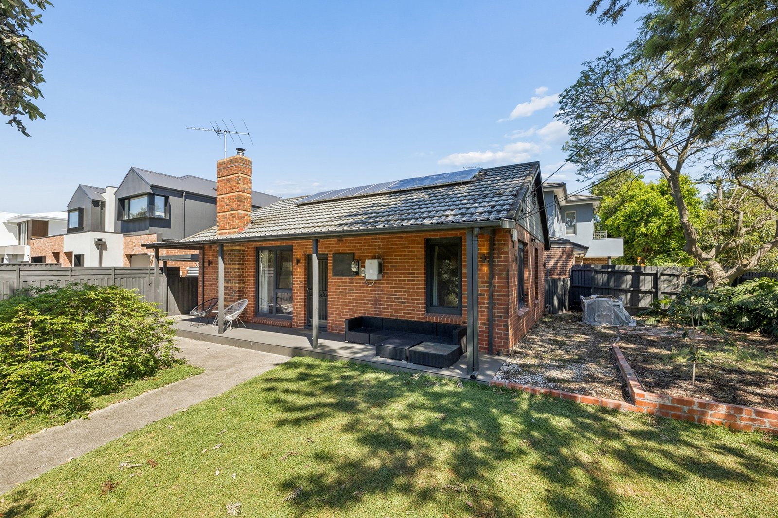 Gallery: 2 Besant Street