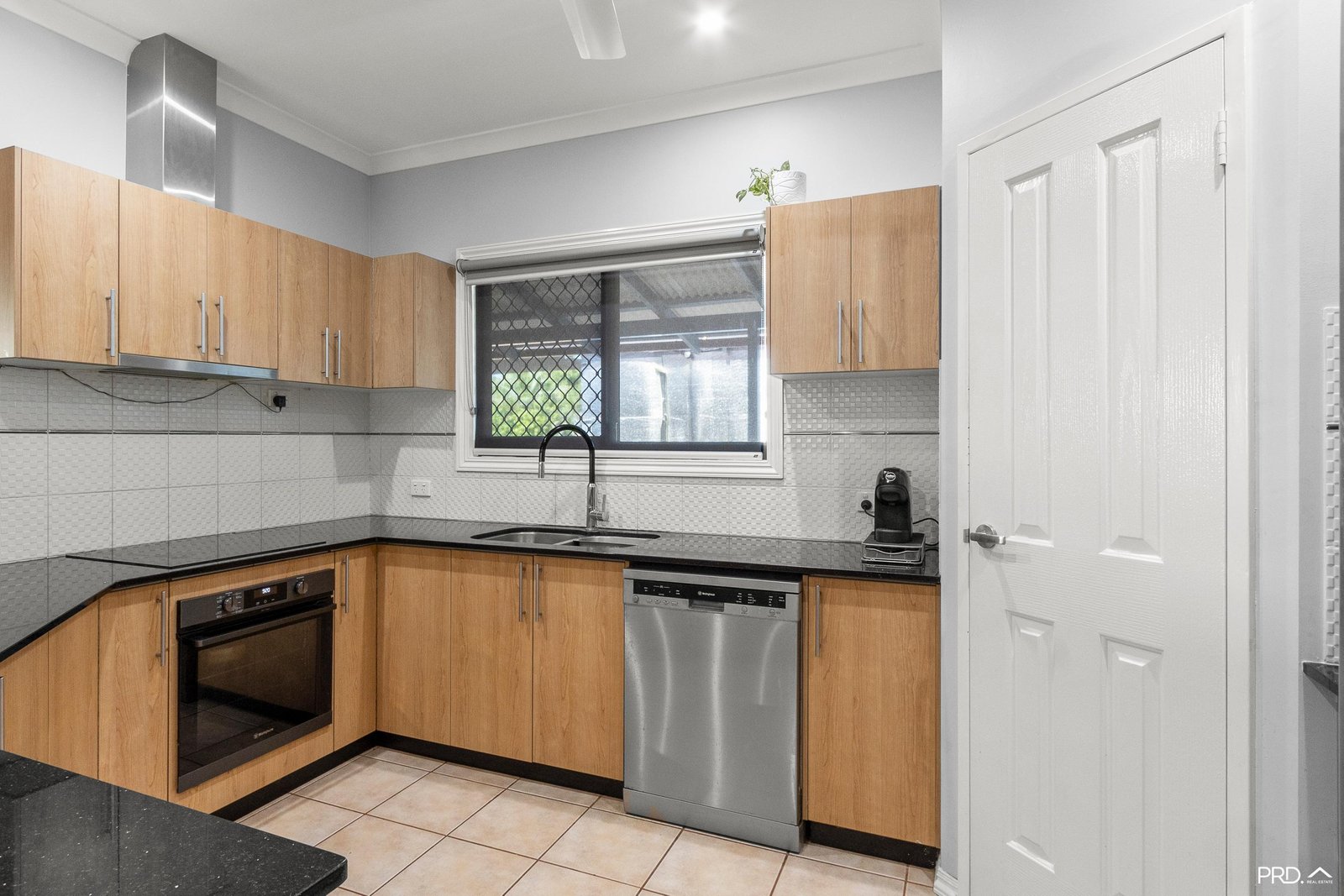 2 Bilby Way DJUGUN 5