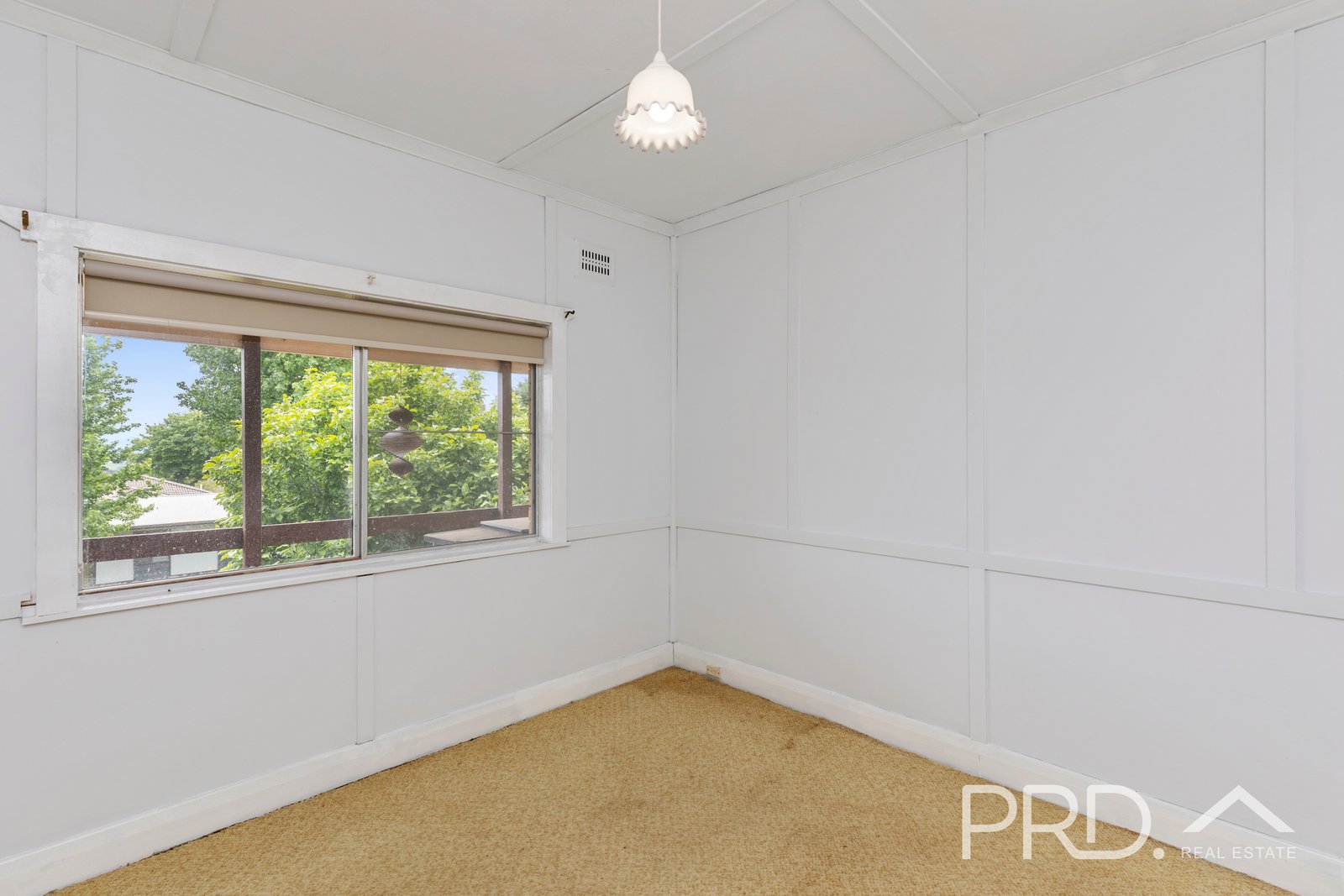 2 Birch Street BATLOW 6
