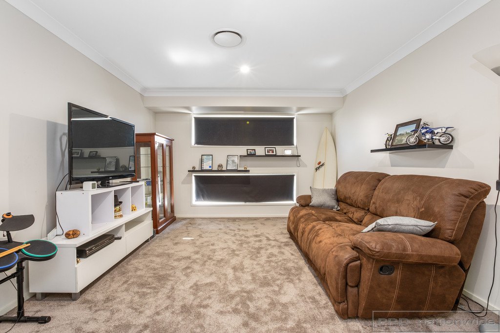 2 Birdwood Street CHISHOLM 6