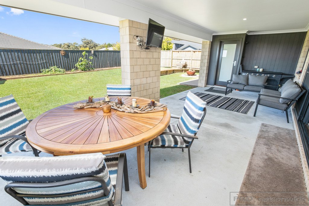2 Birdwood Street CHISHOLM 13