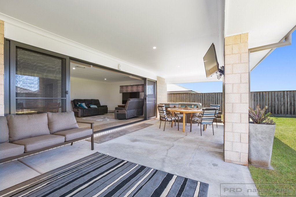2 Birdwood Street CHISHOLM 14