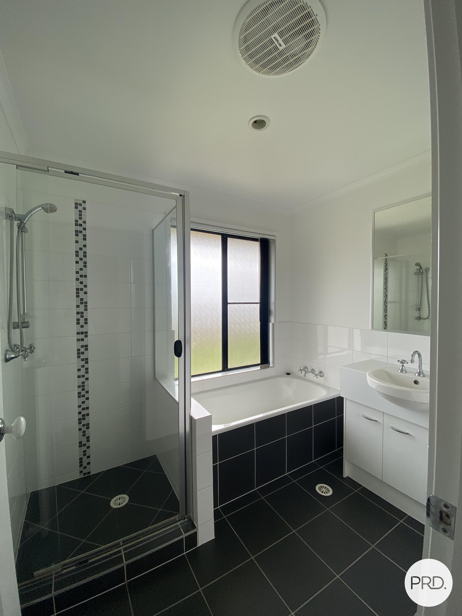 2 Birru Place ROSEWOOD 14