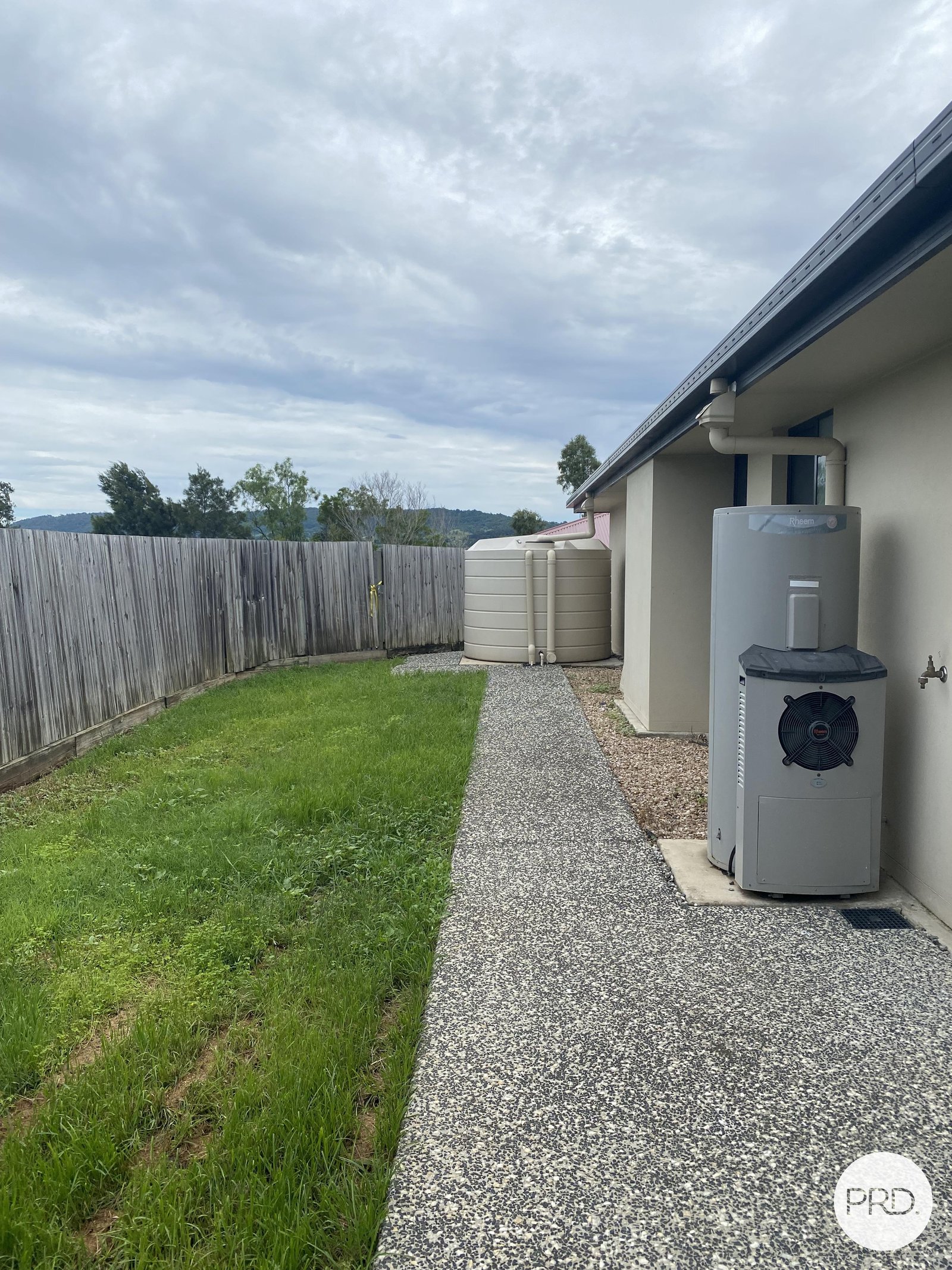 2 Birru Place ROSEWOOD 16