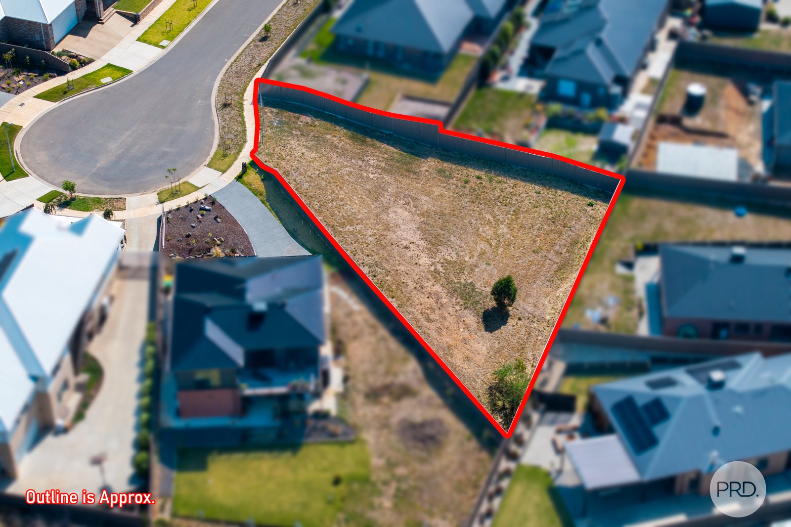 2 Bismark Court BROWN HILL 1