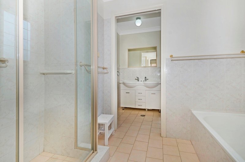 2 Blackbutt Crescent LAURIETON 7