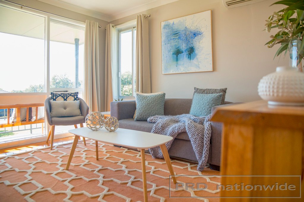 2 Blackley Avenue TENAMBIT 6