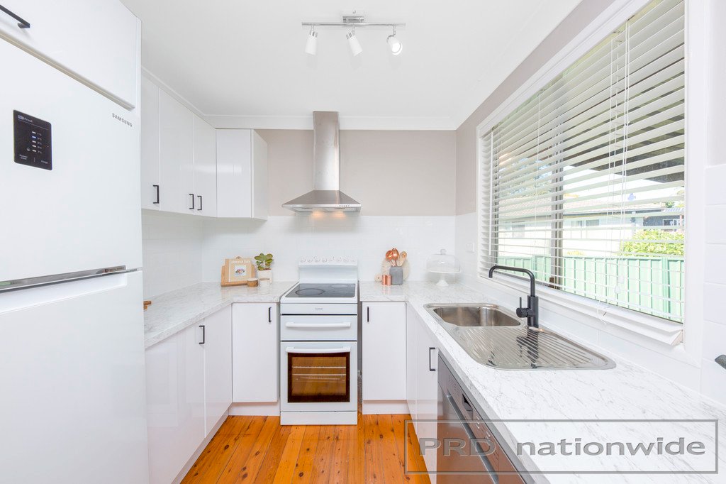 2 Blackley Avenue TENAMBIT 14