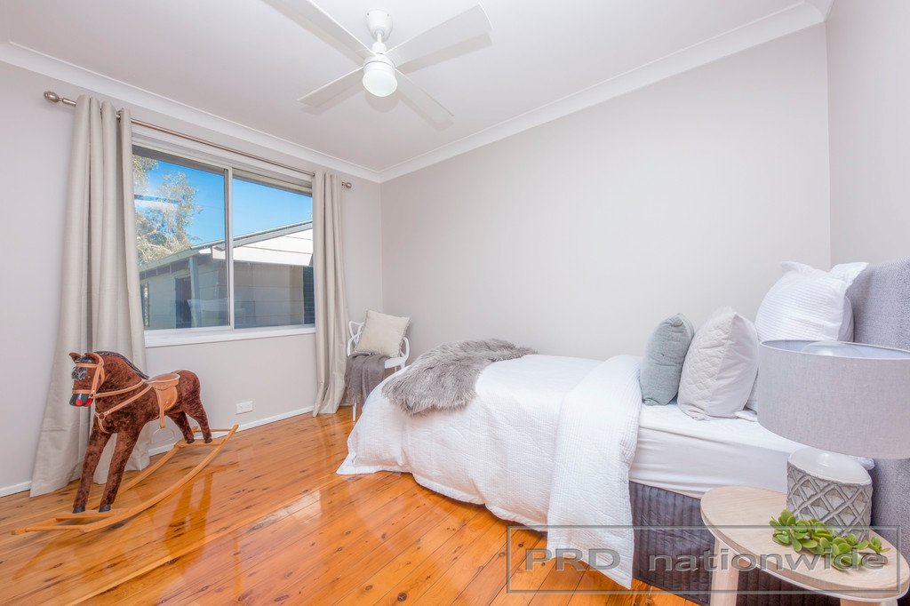 2 Blackley Avenue TENAMBIT 17