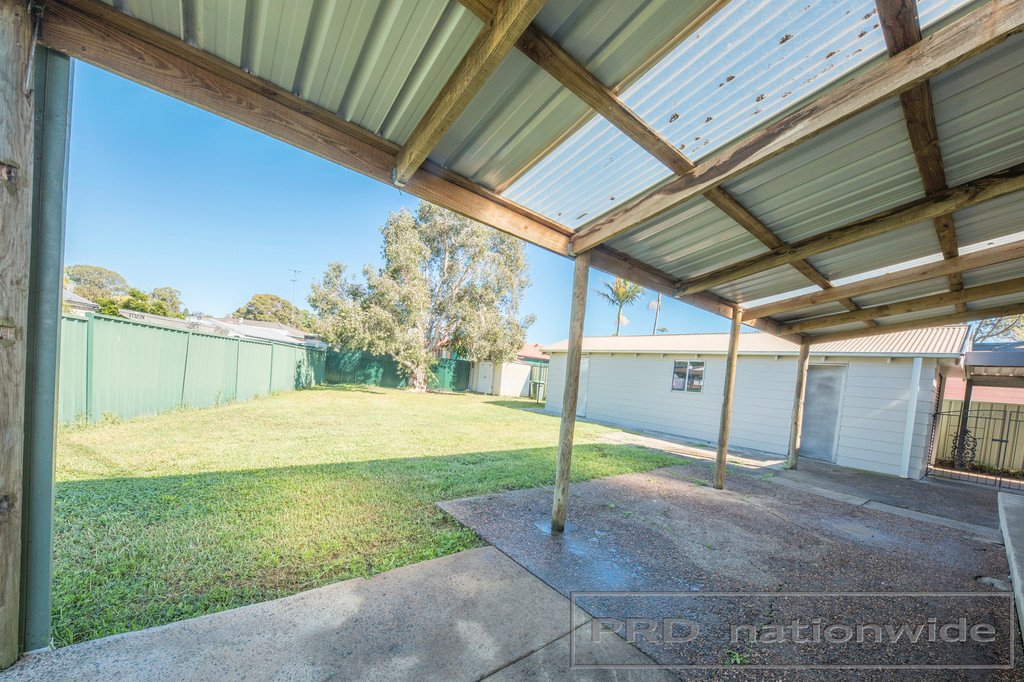 2 Blackley Avenue TENAMBIT 25