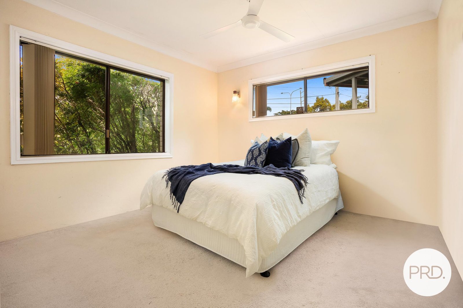 2 Blaxland Avenue MOLENDINAR 1