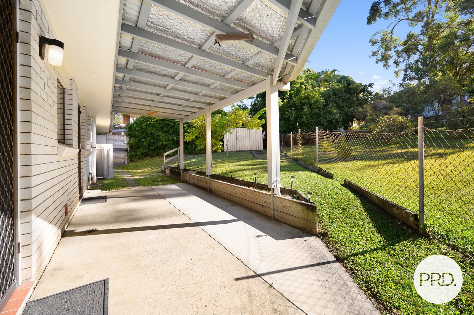 2 Blaxland Avenue MOLENDINAR 13