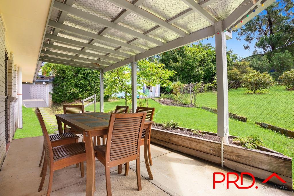 2 Blaxland Avenue MOLENDINAR 8