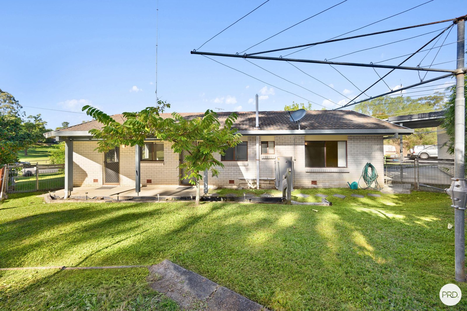 2 Blaxland Avenue MOLENDINAR 12
