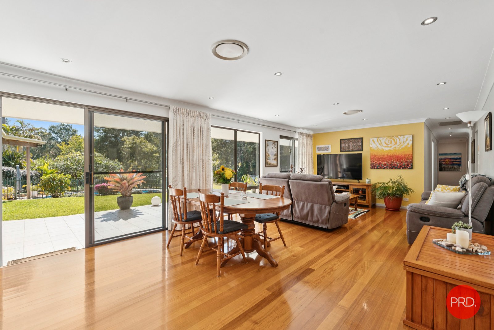 2 Bligh Drive BOAMBEE 8