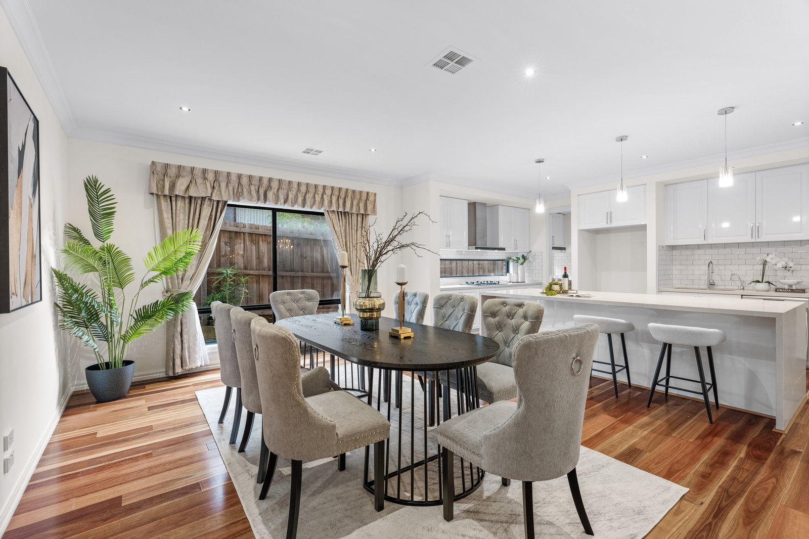 Gallery: 2 Blossom Court