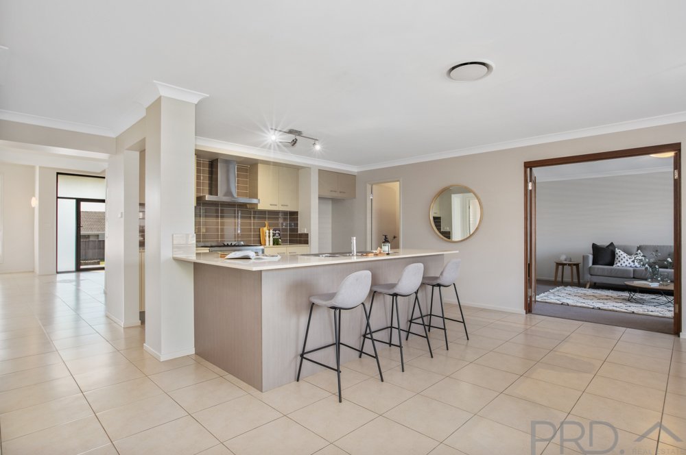 2 Bluestreak Way CHISHOLM 9