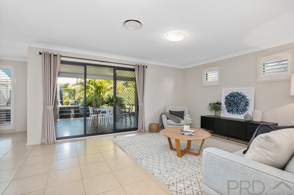 2 Bluestreak Way CHISHOLM 16