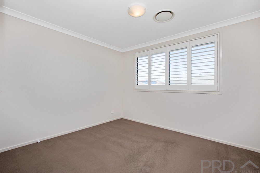 2 Bluestreak Way CHISHOLM 29