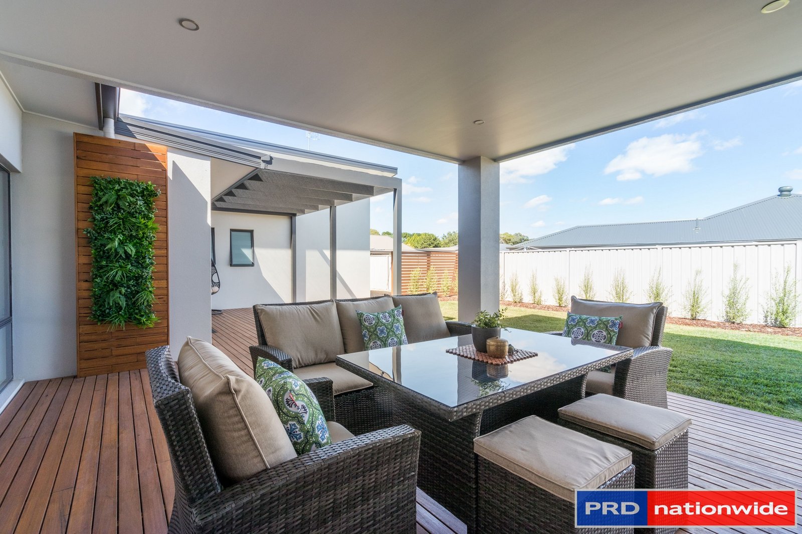 2 Bluskie Close BUNGENDORE 17