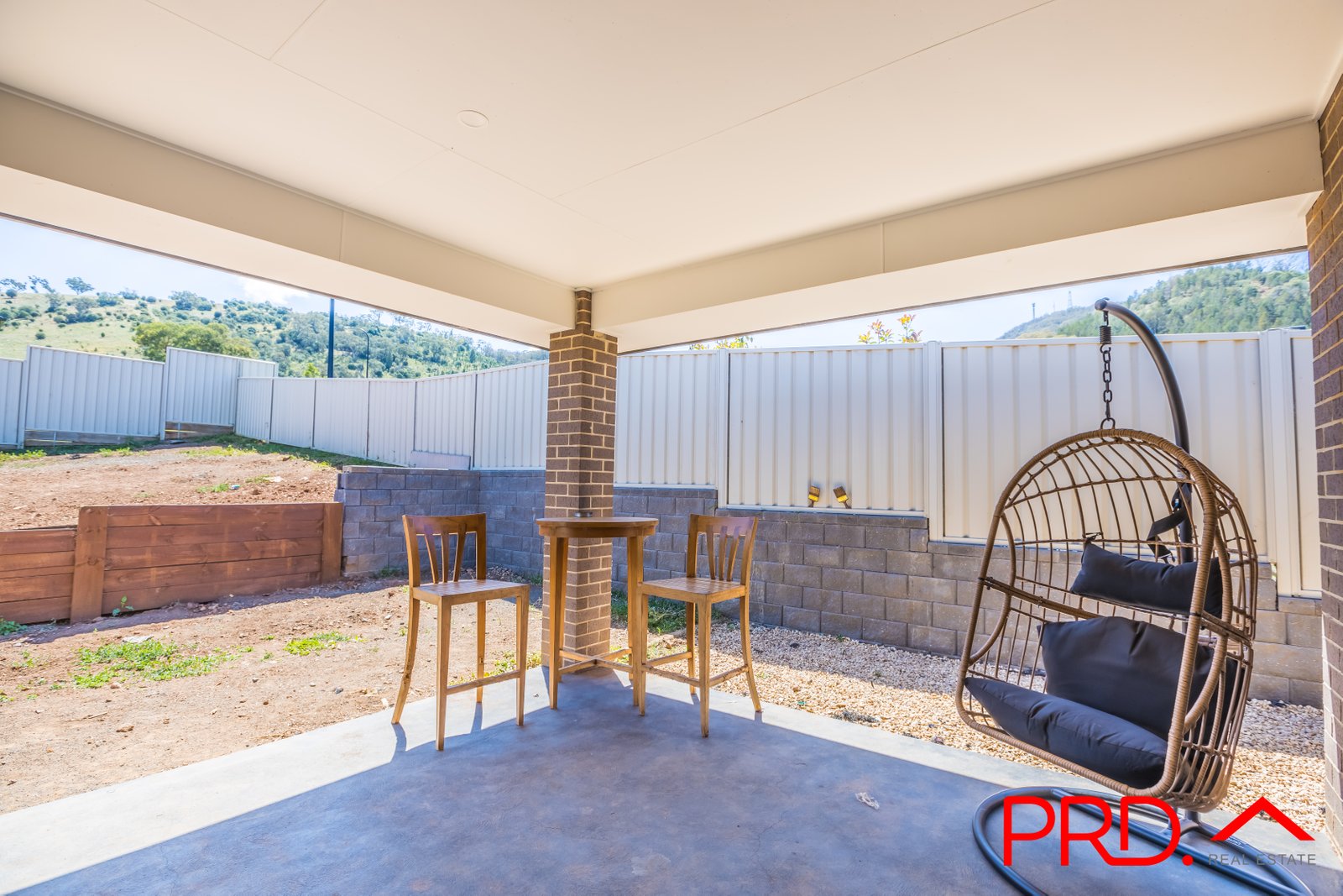 2 Borrowdale Close TAMWORTH 15