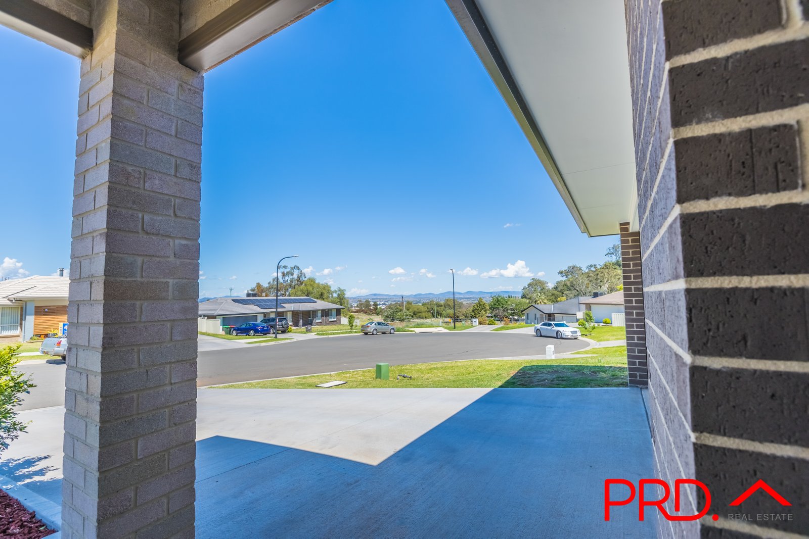 2 Borrowdale Close TAMWORTH 16