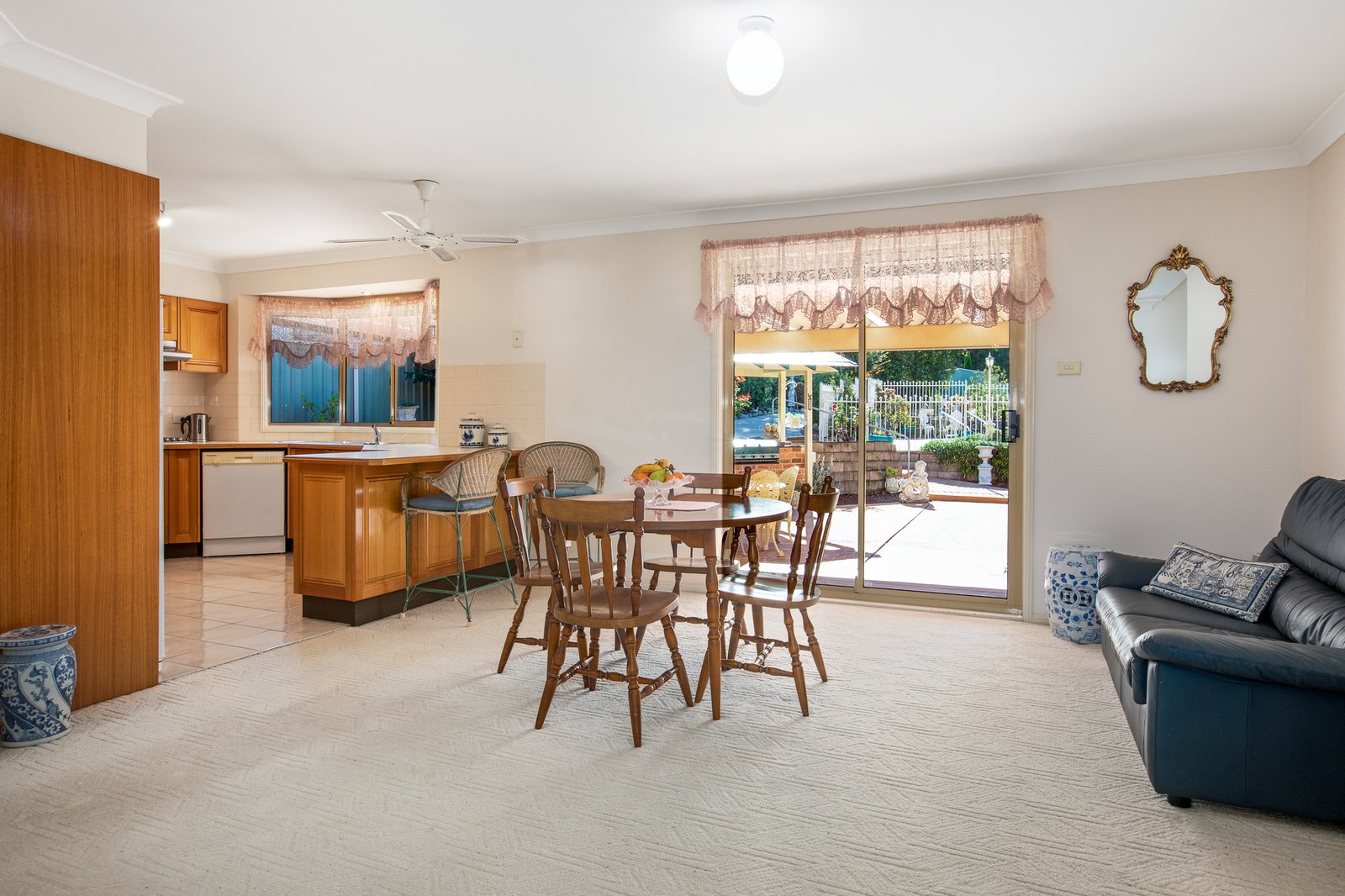 2 Brampton Close ASHTONFIELD 6