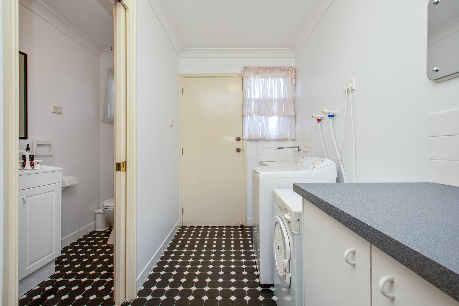 2 Brampton Close ASHTONFIELD 17