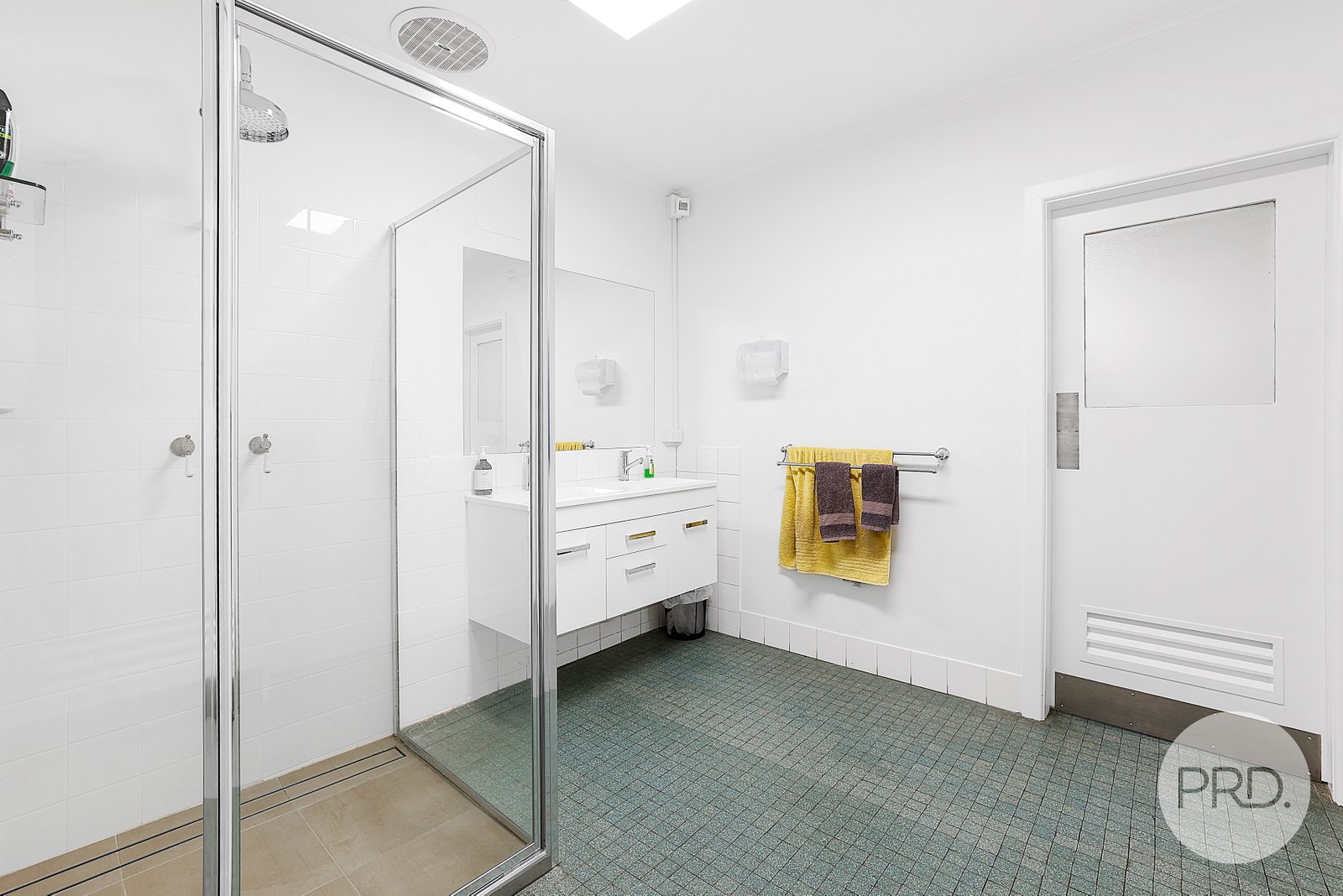 2 Brisbane Street TAMWORTH 11