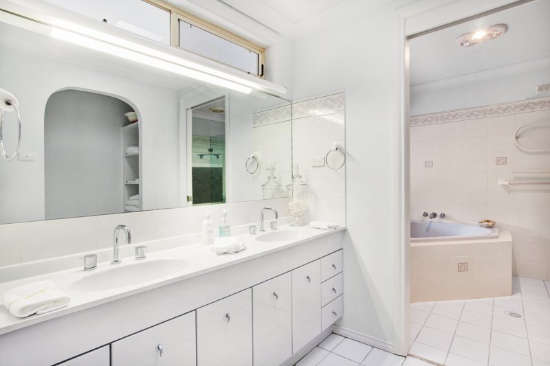 2 Brompton Close BOLWARRA HEIGHTS 7