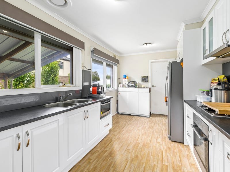 Real Estate and Property in 2 Bronwyn Court, Blackburn South, VIC